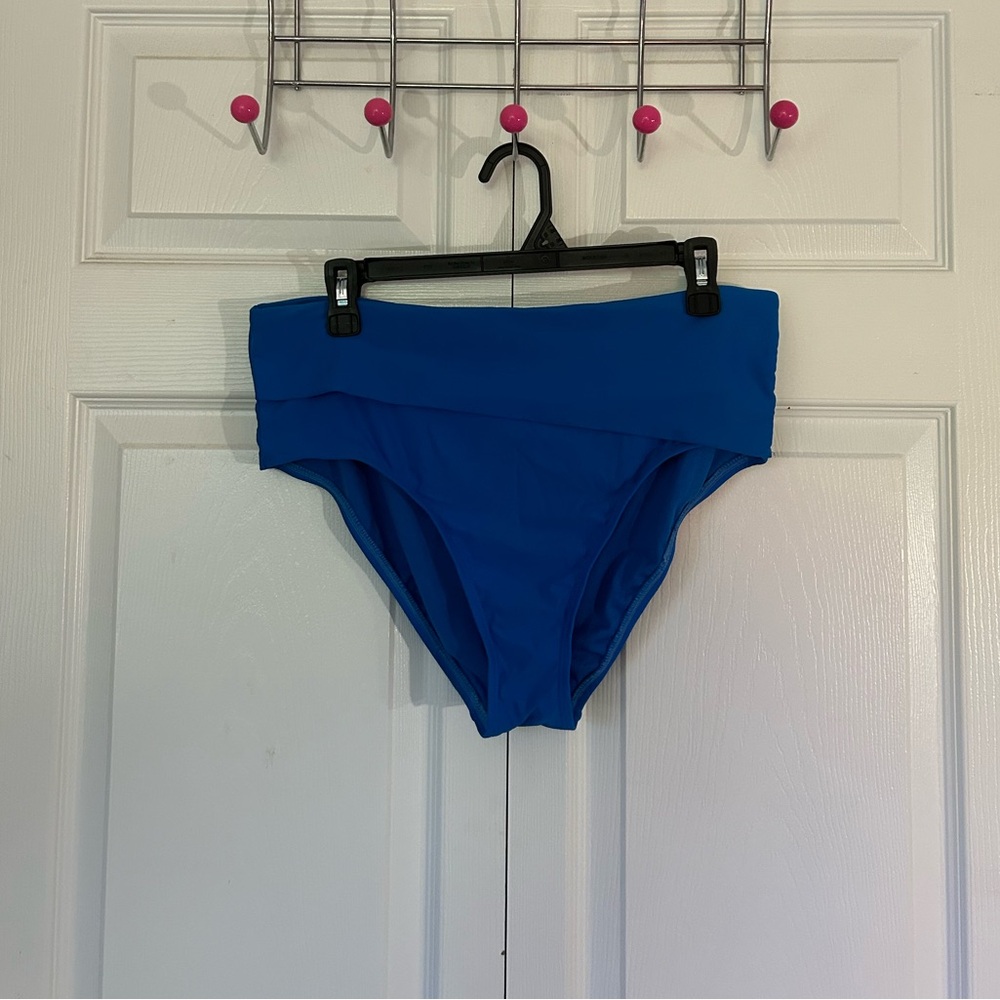 XL - High Waisted Bikini Bottoms